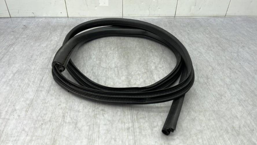 Joint de porte avant droite NISSAN MICRA 5 Essence