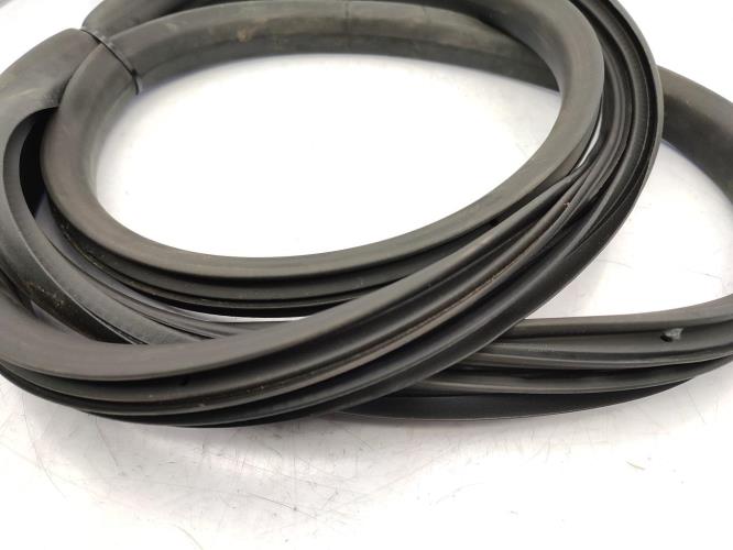 Joint de porte avant droite RENAULT CLIO 4 PHASE 1