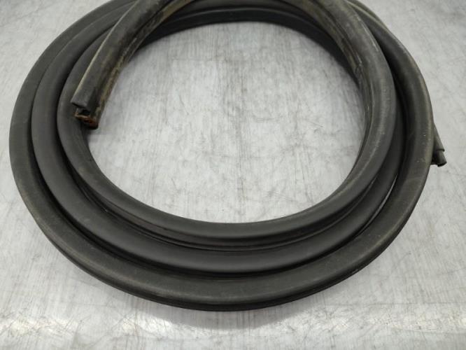 Joint de porte avant gauche RENAULT TRAFIC 3 COURT PHASE 2 Diesel