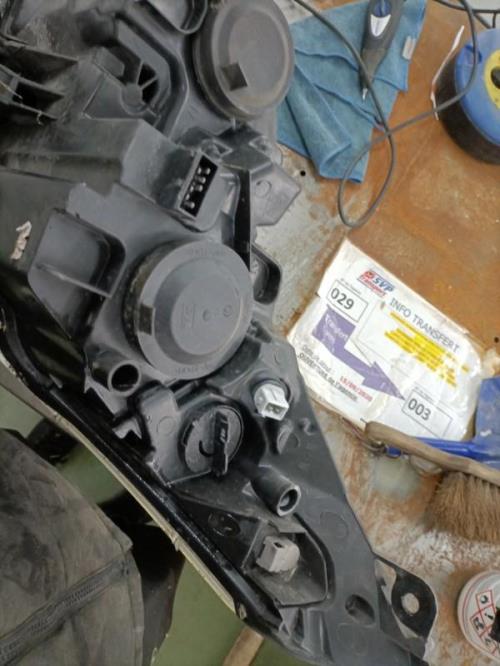 Joint de porte avant gauche PEUGEOT 208 1 PHASE 2 Diesel