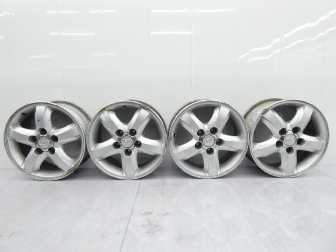 Jeu de 4 jantes  HYUNDAI TRAJET Diesel