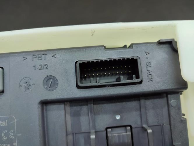 Lecteur de carte (neiman) RENAULT CAPTUR 1 PHASE 2 Essence