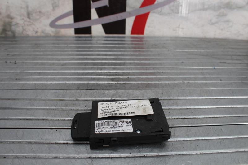 Lecteur de carte (neiman) RENAULT MEGANE 3 PHASE 1 Diesel