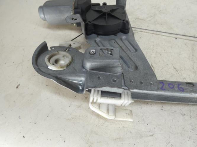 Leve vitre electrique arriere droit PEUGEOT 206