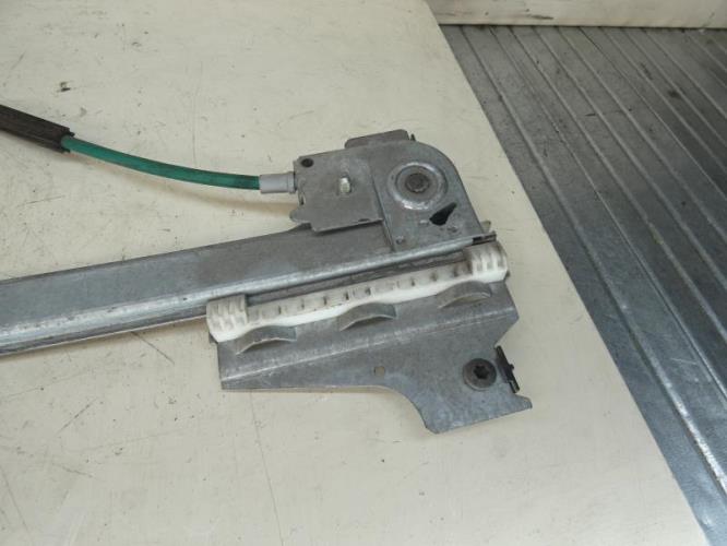 Leve vitre electrique arriere droit PEUGEOT 807