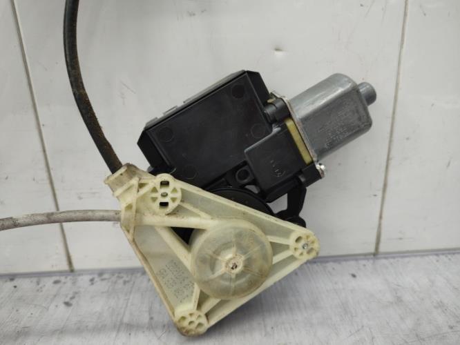 Leve vitre electrique arriere droit VOLKSWAGEN POLO 5 PHASE 1 Diesel