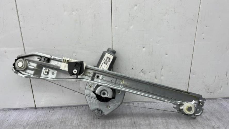 Leve vitre electrique arriere droit RENAULT CLIO 3 PHASE 2 BREAK Diesel
