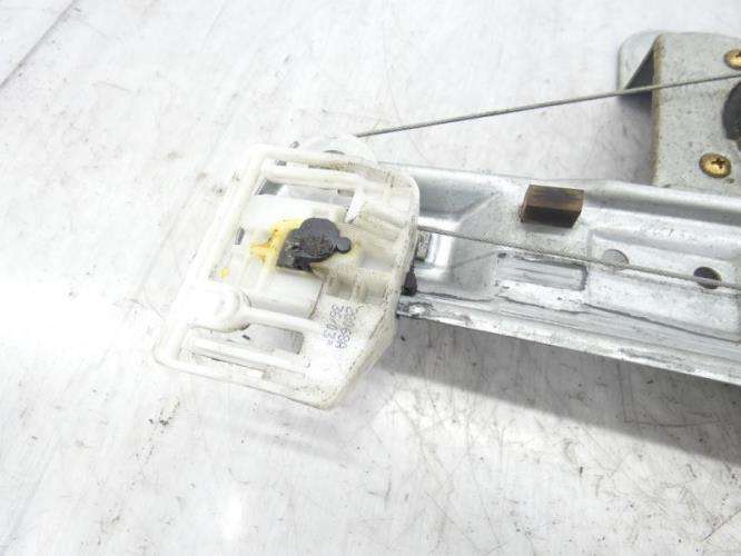 Leve vitre electrique arriere droit RENAULT MEGANE 2 PHASE 1 Diesel