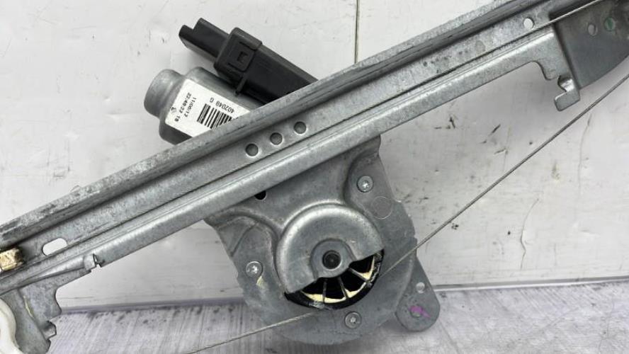 Leve vitre electrique arriere droit RENAULT