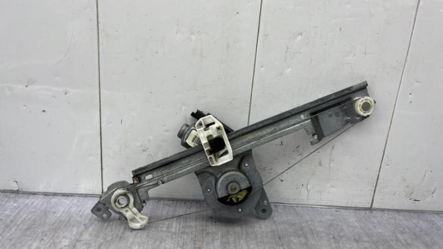 Leve vitre electrique arriere droit RENAULT SCENIC 2 PHASE 2 Diesel