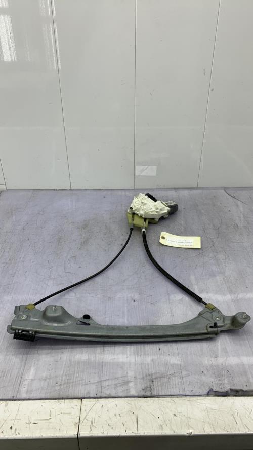 Leve vitre electrique arriere droit RENAULT LAGUNA 3 PHASE 2 BREAK Diesel
