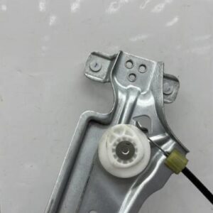 Leve vitre electrique arriere droit RENAULT MEGANE 3 PHASE 1 Diesel