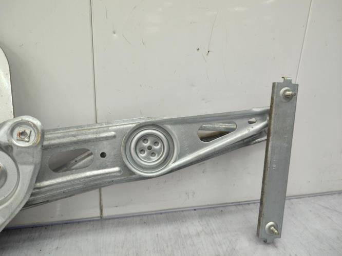 Leve vitre electrique arriere droit RENAULT SCENIC 3 PHASE 1 Diesel