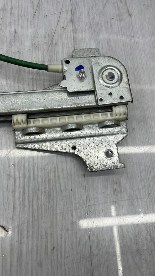 Leve vitre electrique arriere droit CITROEN C8 Diesel