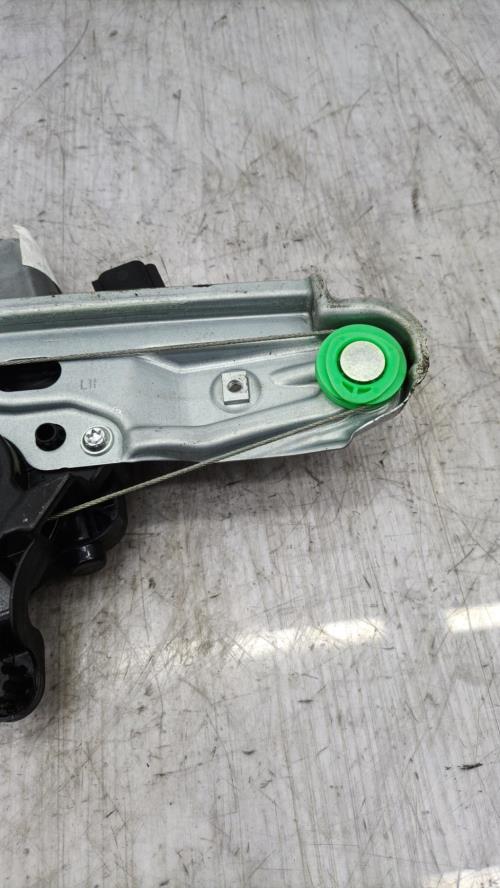 Leve vitre electrique arriere gauche FORD C-MAX 2 PHASE 1 Diesel