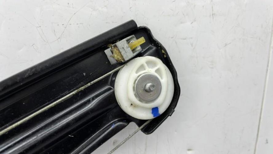 Leve vitre electrique arriere gauche BMW SERIE 5 E60 PHASE 2 Diesel