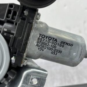 Leve vitre electrique arriere gauche TOYOTA AURIS 1 PHASE 1 Diesel