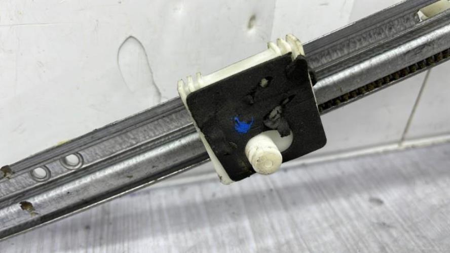 Leve vitre electrique arriere gauche RENAULT LAGUNA 2 PHASE 1 BREAK Diesel