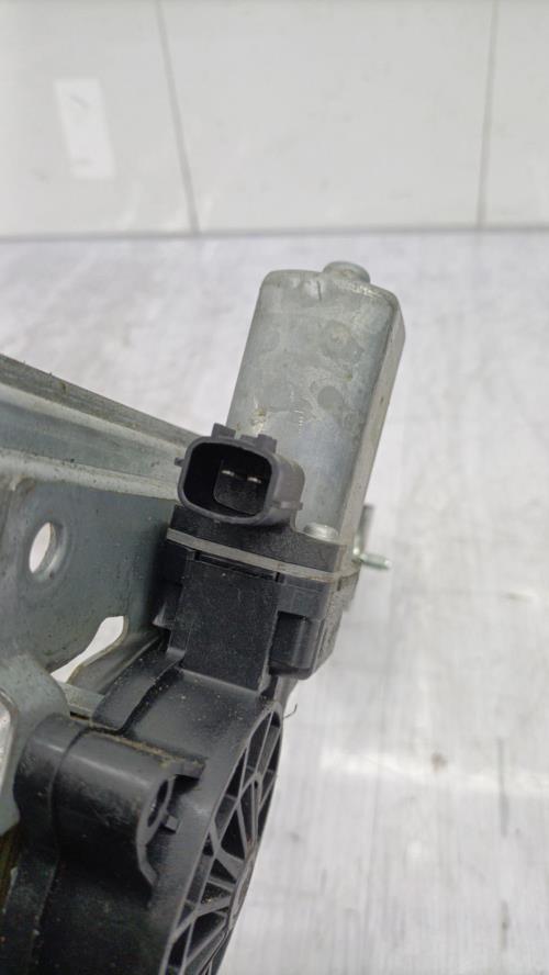 Leve vitre electrique arriere gauche RENAULT CAPTUR 1 PHASE 1 Diesel