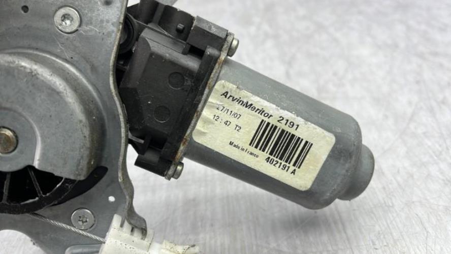 Leve vitre electrique arriere gauche NISSAN QASHQAI 1 PHASE 1 Diesel