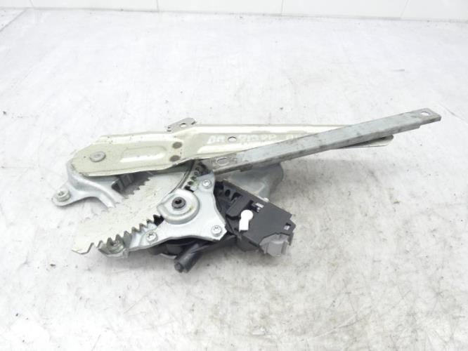 Leve vitre electrique arriere gauche NISSAN JUKE 1 PHASE 1 Diesel