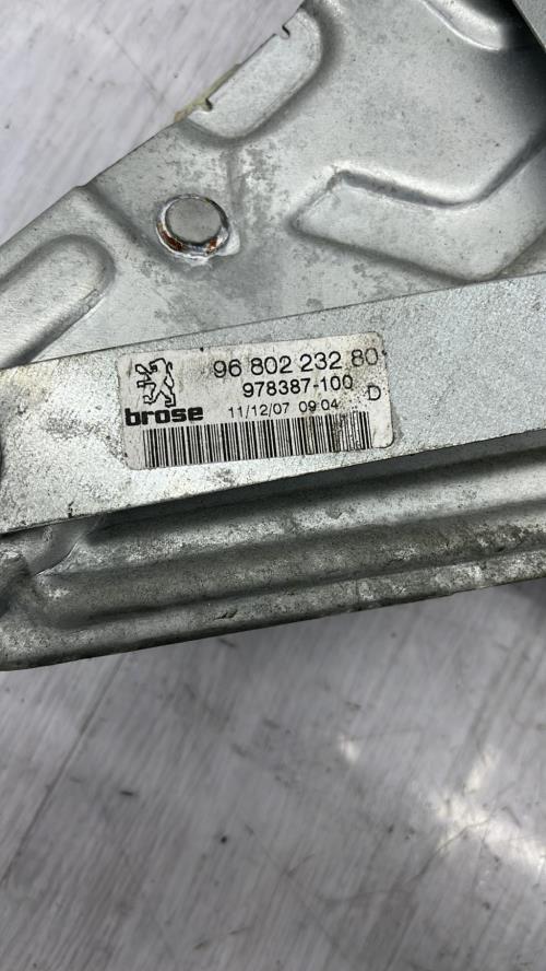 Leve vitre electrique arriere gauche PEUGEOT 207 PHASE 1 CABRIOLET Diesel