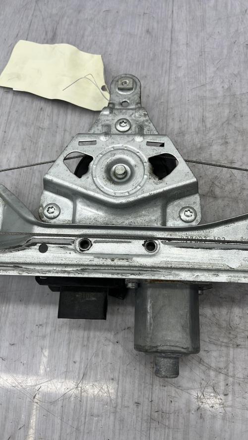 Leve vitre electrique arriere gauche PEUGEOT 308 1 PHASE 2 Diesel