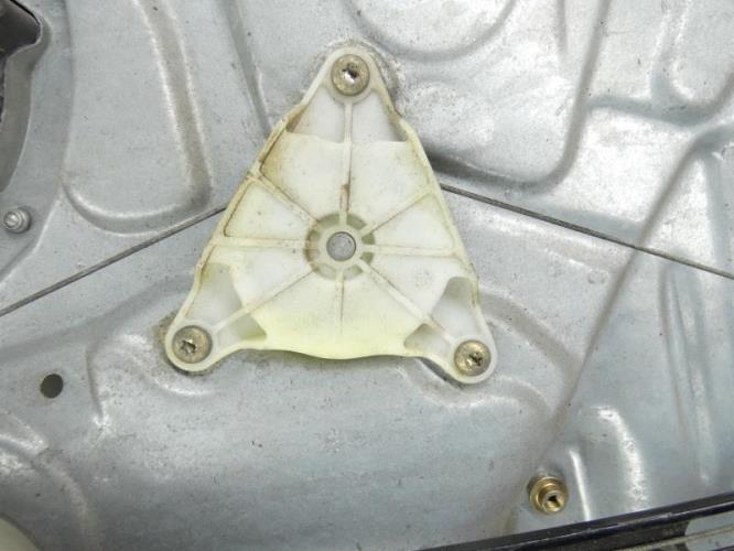 Leve vitre electrique arriere gauche VOLKSWAGEN PASSAT 3 PHASE 1 BREAK Diesel