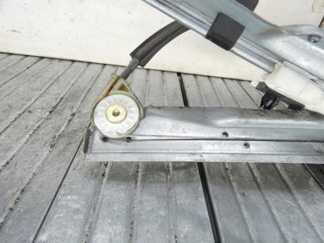 Leve vitre electrique avant droit CITROEN C4 PICASSO 1 Diesel