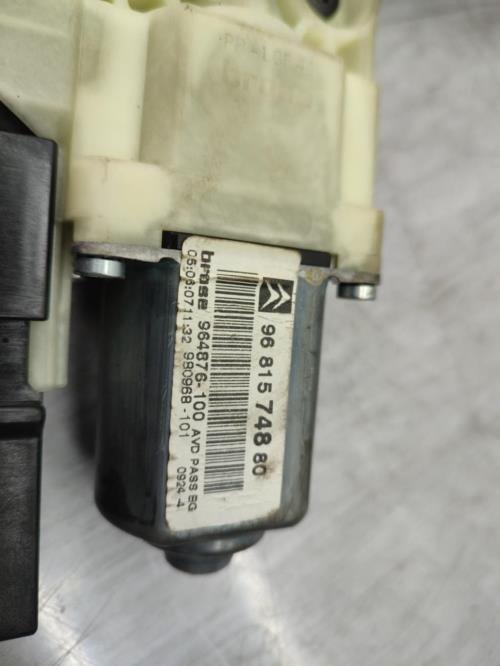 Leve vitre electrique avant droit CITROEN C4 1 PHASE 1 Diesel