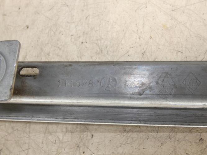 Leve vitre electrique avant droit RENAULT