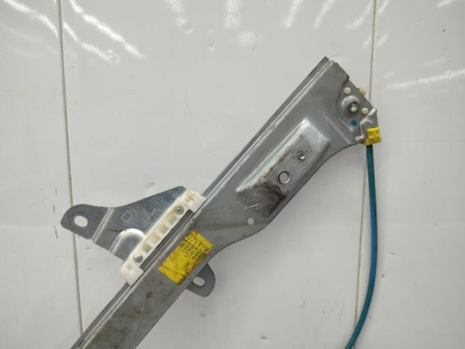 Leve vitre electrique avant droit OPEL CORSA D PHASE 1 Diesel
