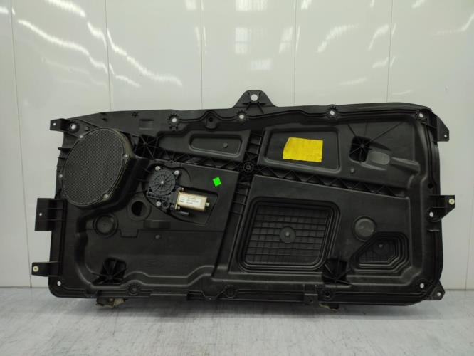 Leve vitre electrique avant droit FORD FIESTA 5 PHASE 1 Essence