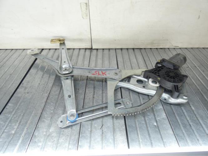 Leve vitre electrique avant droit MERCEDES CLASSE SLK 170 PHASE 1 CABRIOLET Essence