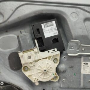 Leve vitre electrique avant droit FORD FOCUS 2 PHASE 1 Diesel