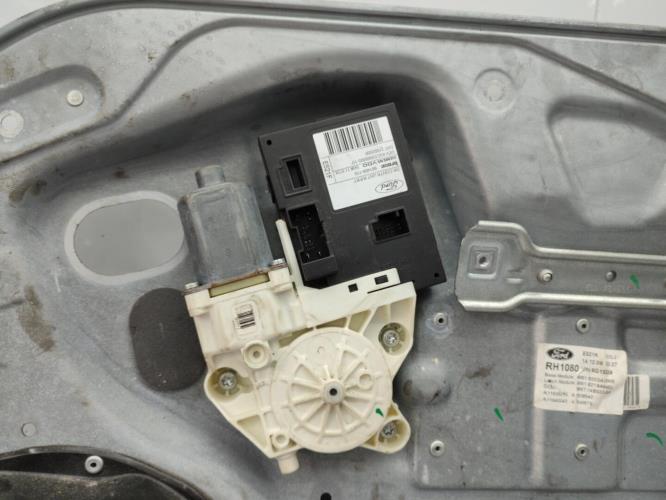 Leve vitre electrique avant droit FORD FOCUS 2 PHASE 1 Diesel