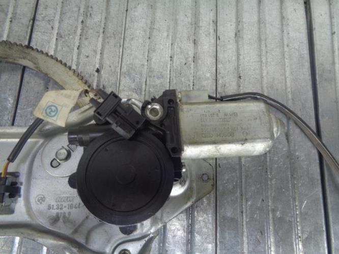 Leve vitre electrique avant droit BMW SERIE 5 E39 PHASE 1 Diesel