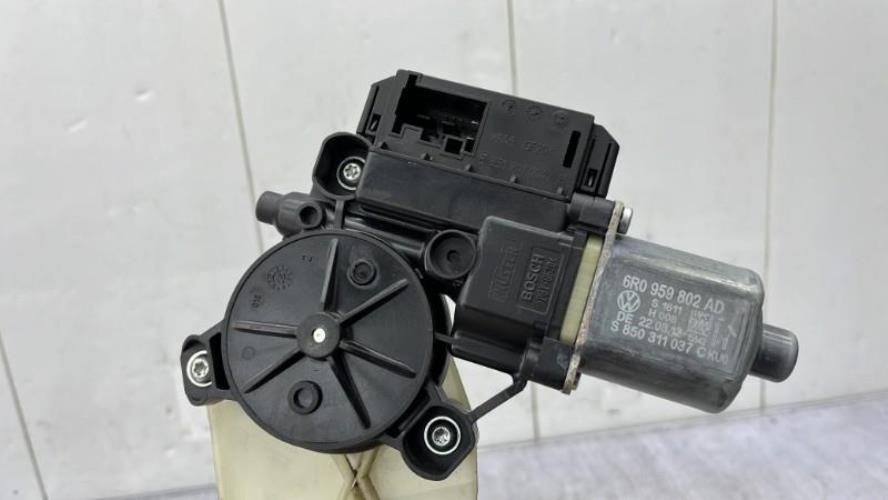 Leve vitre electrique avant droit VOLKSWAGEN POLO 5 PHASE 1 Diesel