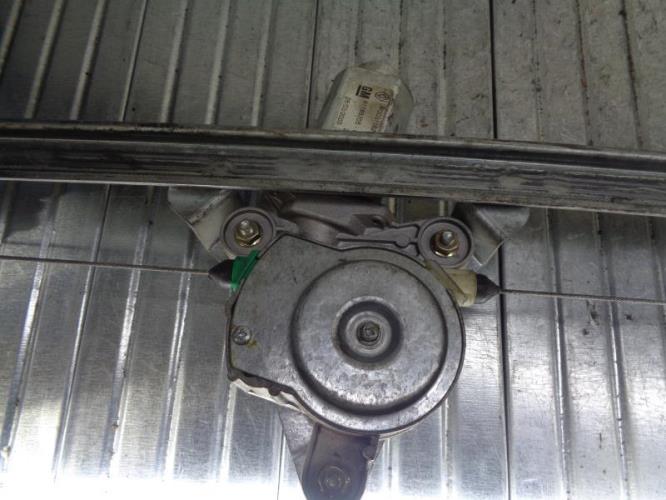 Leve vitre electrique avant droit RENAULT TRAFIC 2 PHASE 1 Diesel