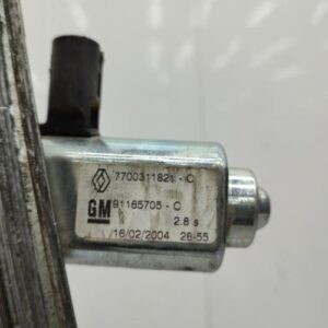Leve vitre electrique avant droit RENAULT TRAFIC 2 PHASE 1 Diesel