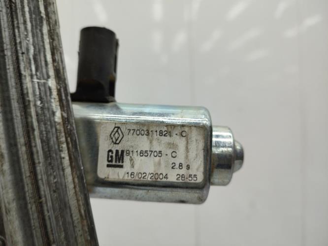 Leve vitre electrique avant droit RENAULT TRAFIC 2 PHASE 1 Diesel