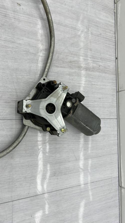 Leve vitre electrique avant droit RENAULT CLIO 1 PHASE 2 Diesel