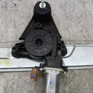 Leve vitre electrique avant droit DACIA SANDERO 3 STEPWAY Essence/GPL/Hybride