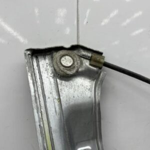 Leve vitre electrique avant droit RENAULT CLIO 3 PHASE 1 Diesel