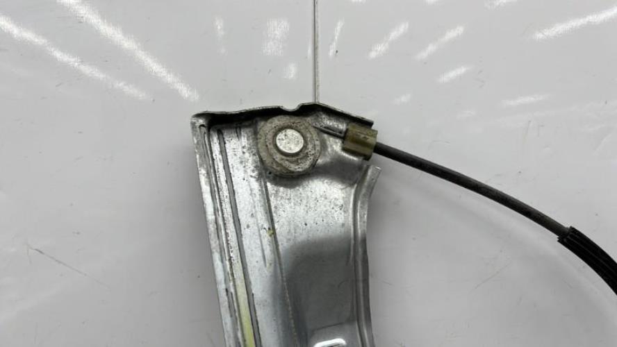 Leve vitre electrique avant droit RENAULT CLIO 3 PHASE 1 Diesel
