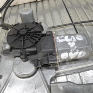 Leve vitre electrique avant droit RENAULT CLIO 3 PHASE 1 Diesel