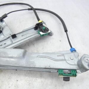 Leve vitre electrique avant droit RENAULT CLIO 3 PHASE 2 Diesel