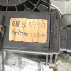Leve vitre electrique avant droit OPEL CORSA B PHASE 1 Essence