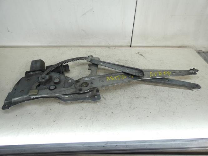 Leve vitre electrique avant droit OPEL ASTRA F PHASE 2