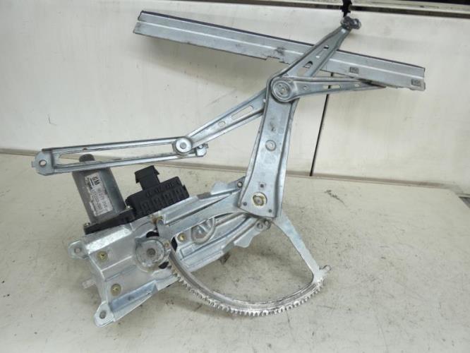 Leve vitre electrique avant droit OPEL ZAFIRA A